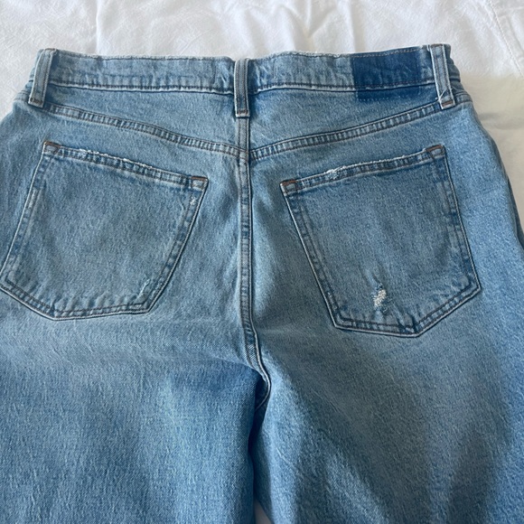 Abercrombie 90’s straight ultra high rise jeans, size 33 (16) long. - Picture 4 of 8